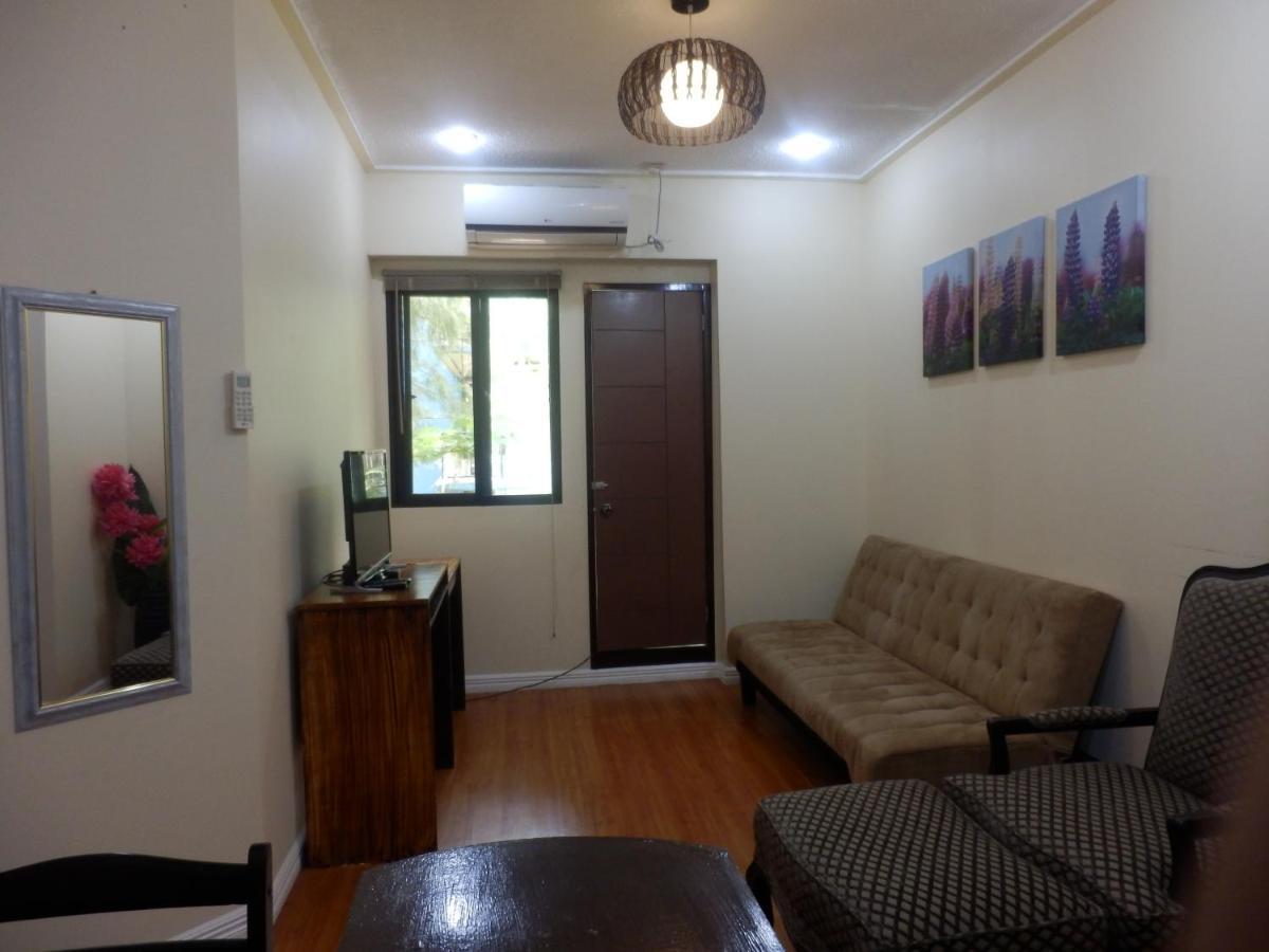 Casa Saudade Condotels&Transient Rooms Olongapo Exterior foto