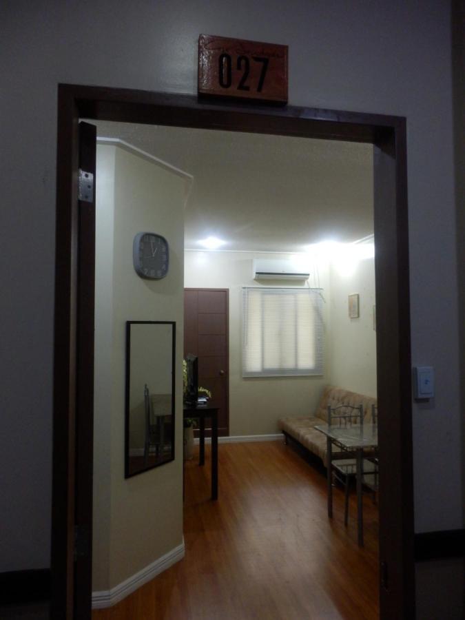 Casa Saudade Condotels&Transient Rooms Olongapo Exterior foto